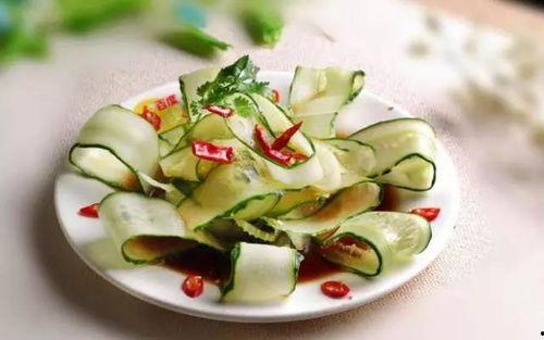 吃瓜掉皮的视频下载安装,轻松享受吃瓜乐趣